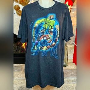 (SOLD) MARVEL AVENGERS AGE OF ULTRON MEN'S T-SHIRT SIZE X-LARGE